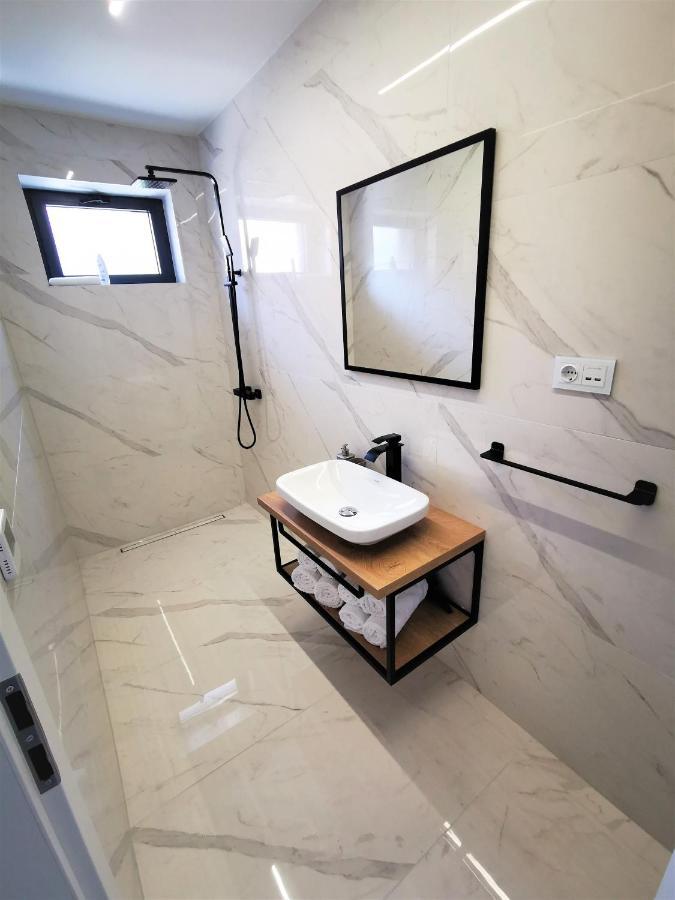Spa Apartment Vito Vodice Eksteriør billede